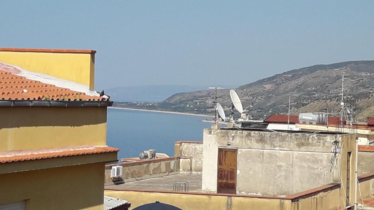 سانتو ستيفانو دي كاماسترا B&B Maia House المظهر الخارجي الصورة